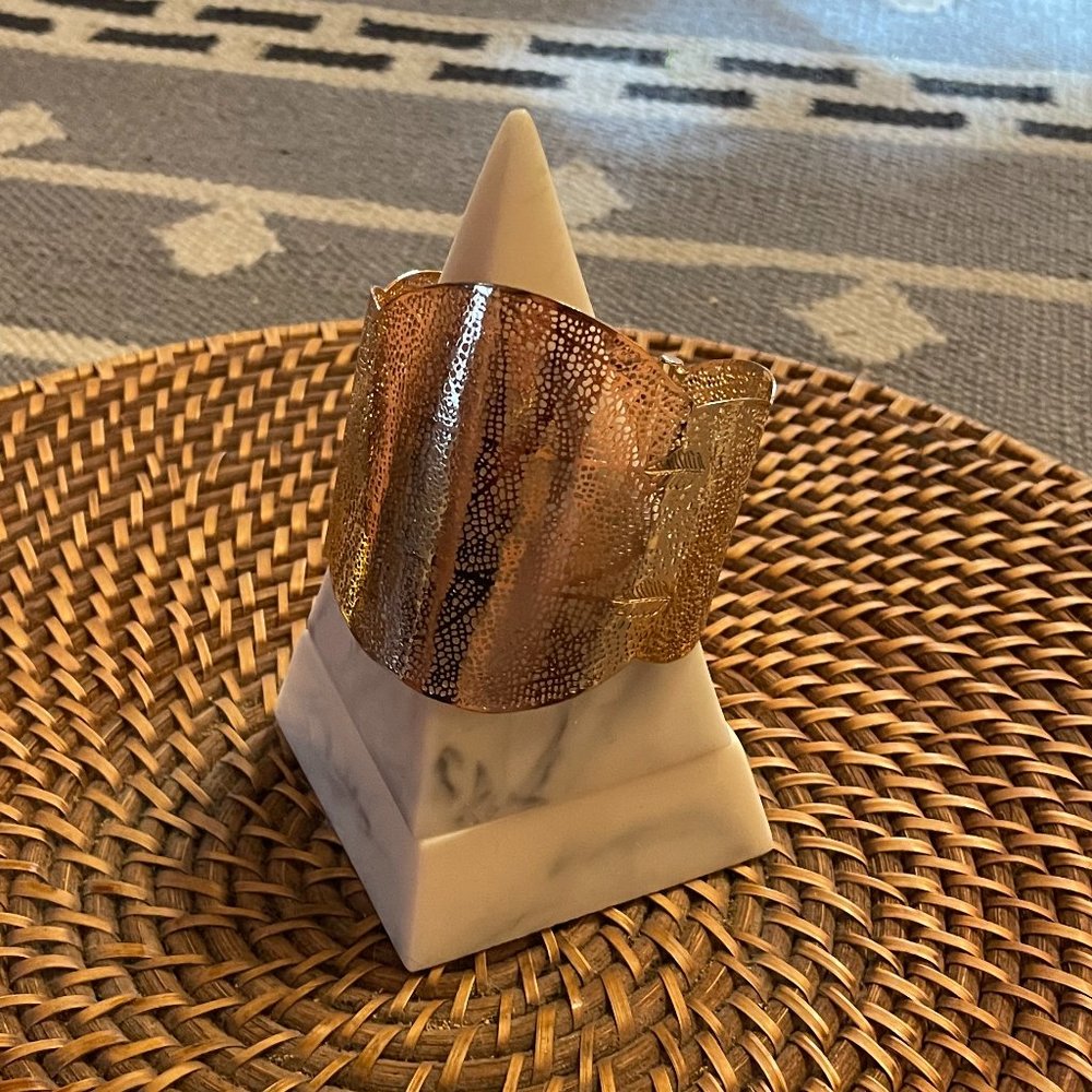 🌻2 for $15🌻 Gold Leaf Bracelet